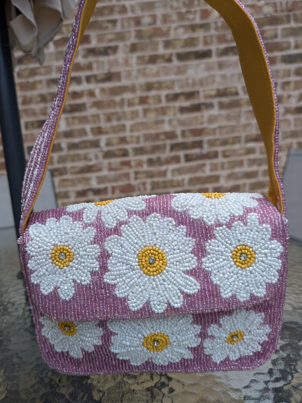 BRAND NEW! Viral Lavender and White Daisy Beaded Bag - Picture 2 of 7